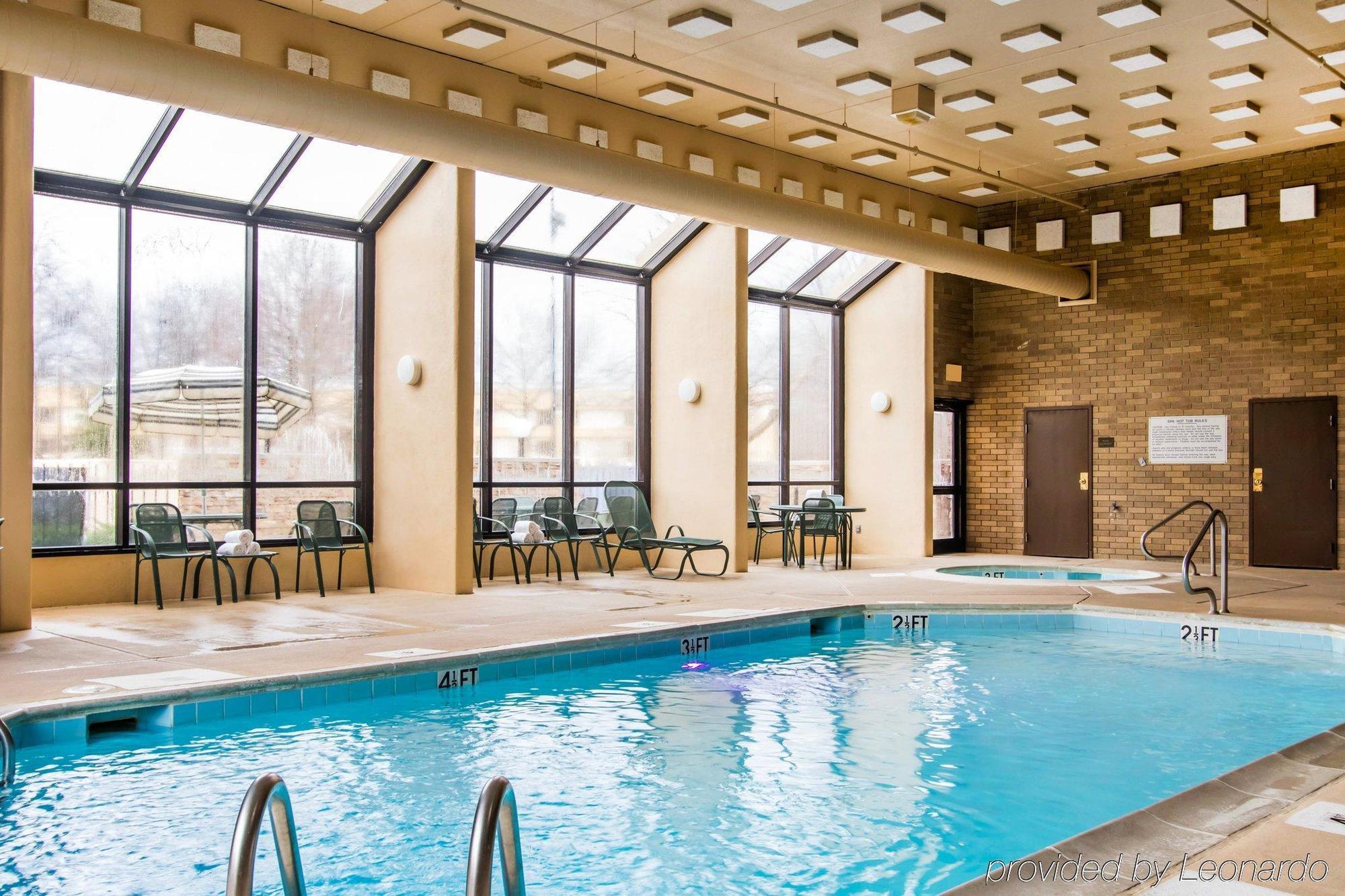 Americinn By Wyndham Memphis East Extérieur photo