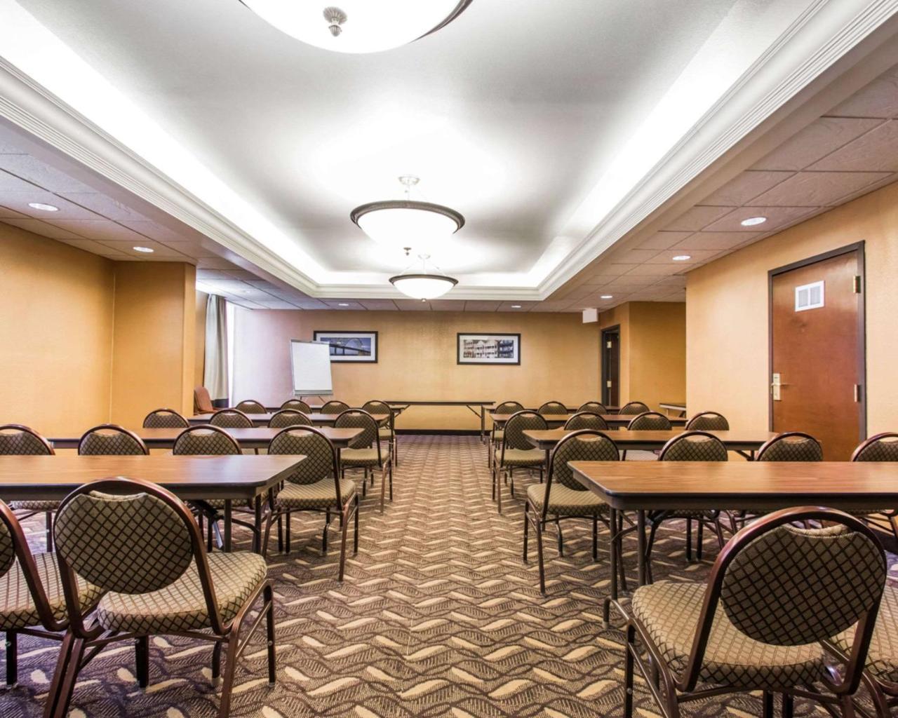 Americinn By Wyndham Memphis East Extérieur photo